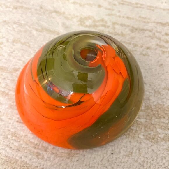 Vintage 6in Blown Art Glass Bowl Orange Green Swirl Rounded Edges Handmade - Picture 3 of 6